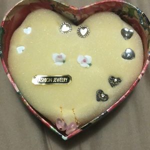 Floral heart shaped box with earrings